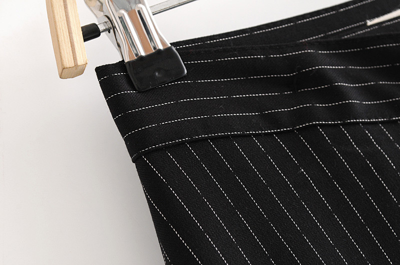 Fashion Black Stripe Pattern Decorated Skirt,Skirts
