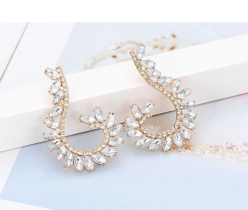 Elegant White Oval Shape Diamond Decorated Pure Color Earrings,Stud Earrings