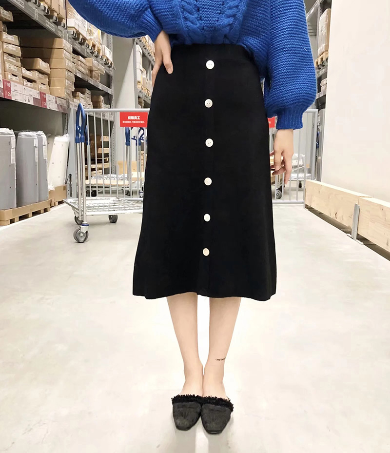 Fashion Black Buttons Decorated Knitted A-line Skirt,Skirts