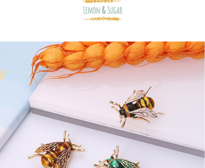Elegant Yellow Cartoon Bee Shape Design Brooch,Korean Brooches