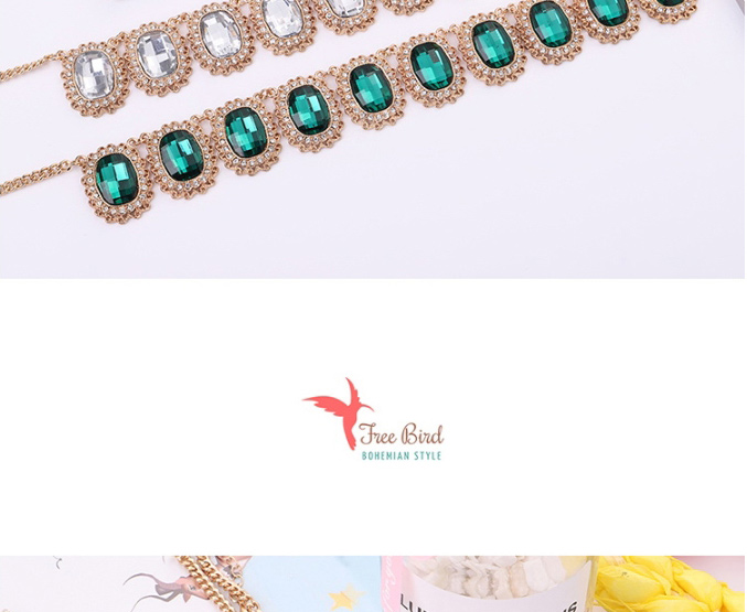 Elegant Green Square Shape Diamond Decorated Necklace,Bib Necklaces
