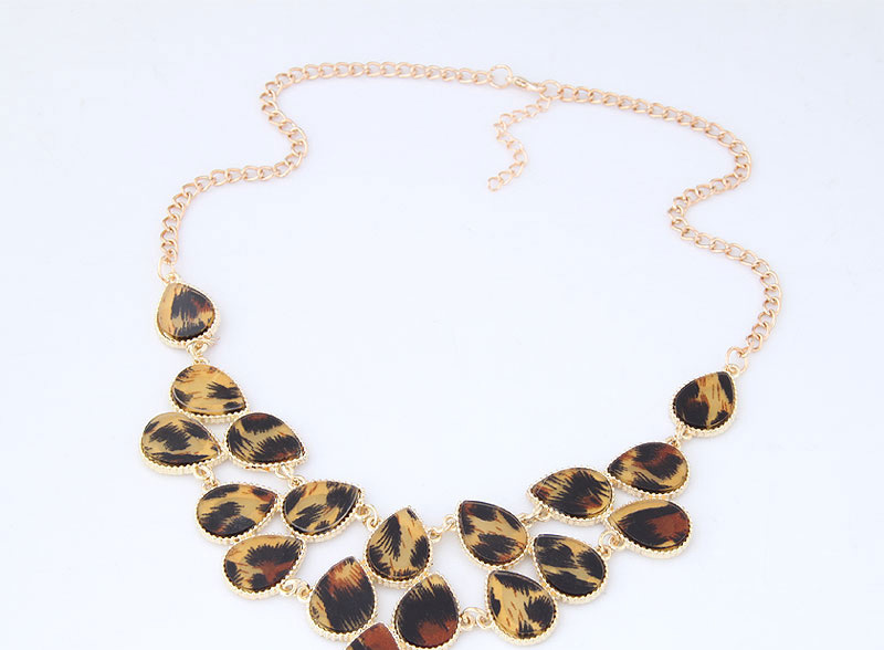 Elegant Light Brown Leopard Pattern Decorated Necklace,Bib Necklaces