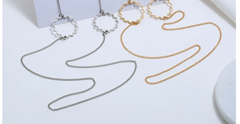 Fashion Gold Metal One-piece Earrings,Drop Earrings
