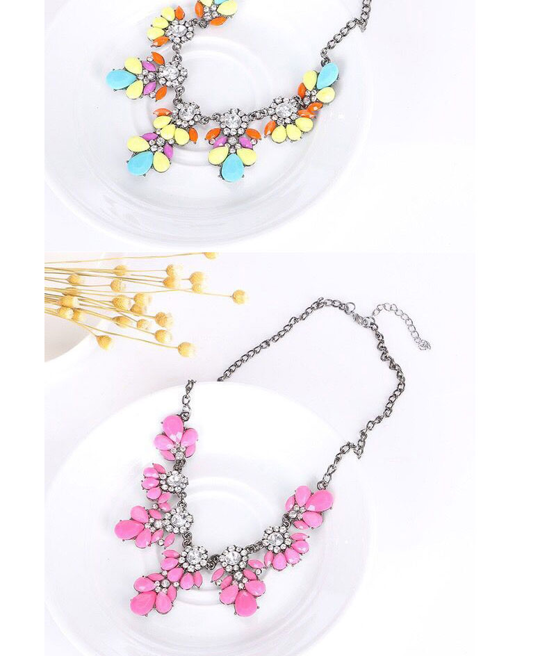 Fashion Color Metal Flash Diamond Flower Necklace,Bib Necklaces