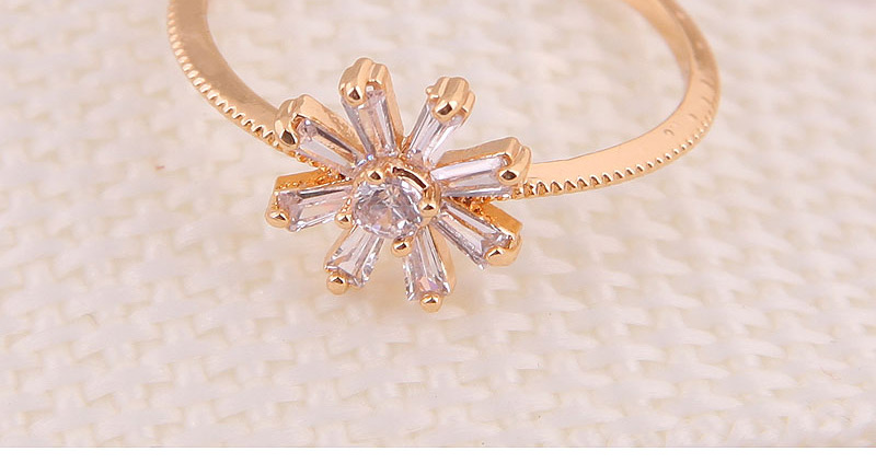 Fashion Gold Inlaid Zircon Snowflake Foliage Open Ring,Rings