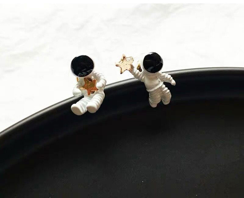 Fashion White 925 Silver And Silver Needle Astronaut Earrings,Stud Earrings