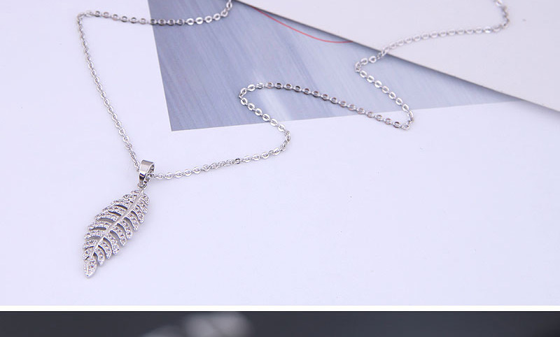 Fashion Silver Copper Micro Inlaid Zircon Leaf Necklace,Necklaces