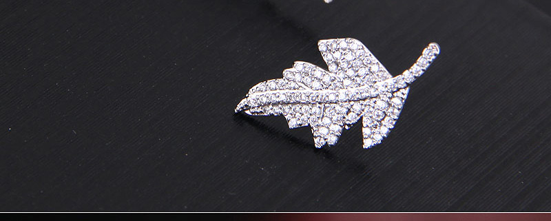 Fashion Silver  Silver Needle Copper Micro Inlaid Zircon Leaf Earrings,Stud Earrings