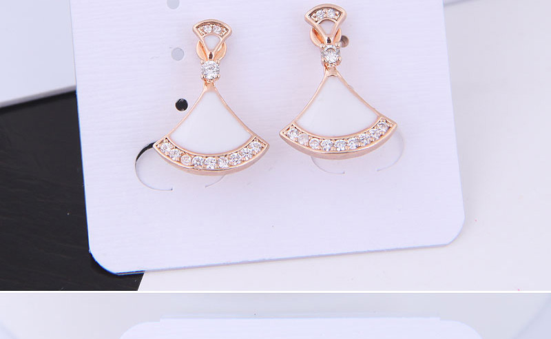 Fashion Gold Copper Micro-inlaid Zircon Shell-shaped Earrings,Drop Earrings