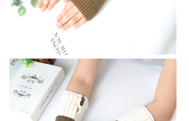 Fashion Black + White Knitting Half Finger Color Matching Arm Sleeve,Fingerless Gloves