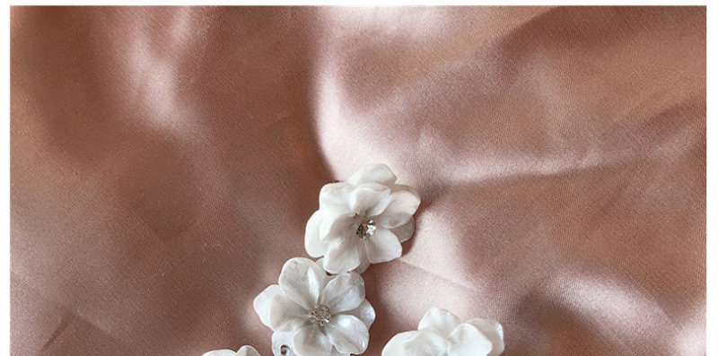 Fashion White  Silver Needle Flower Earrings,Stud Earrings