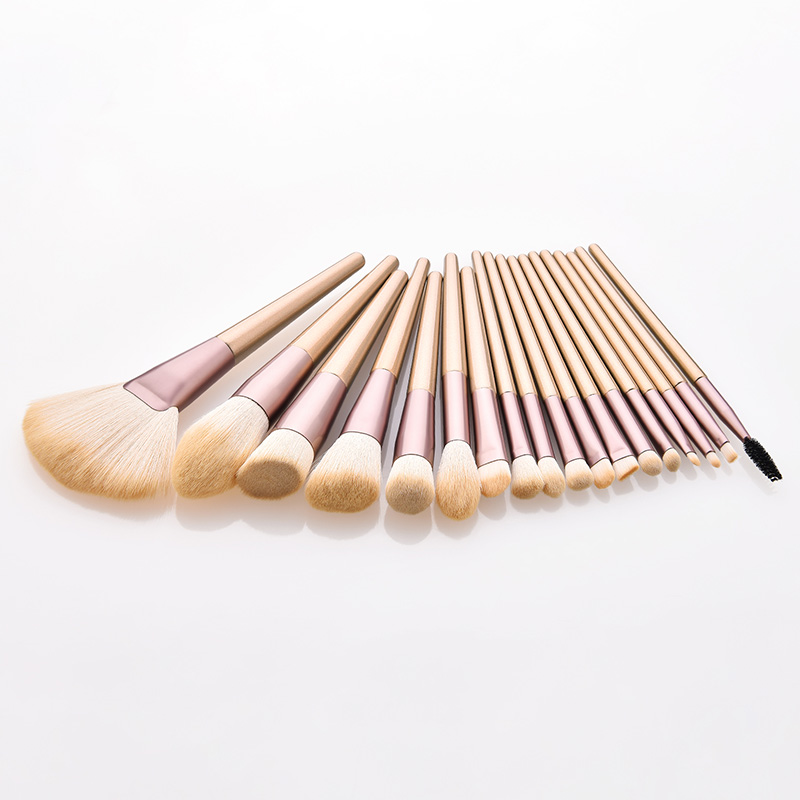 Fashion Pink 18-piece Iron Fan Princess Makeup Brush,Beauty tools