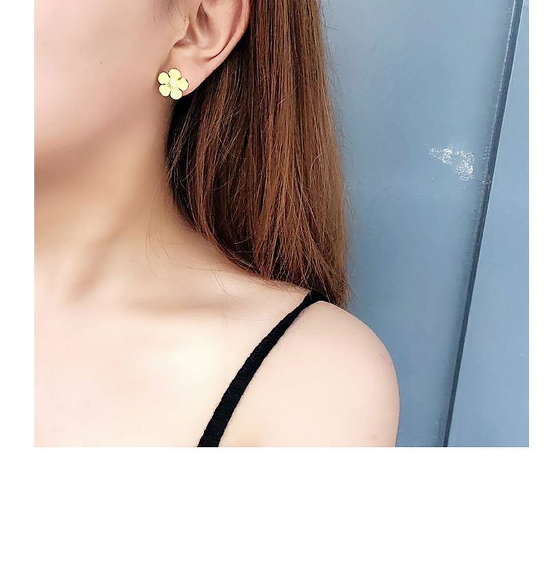 Fashion White Flower Earrings,Stud Earrings