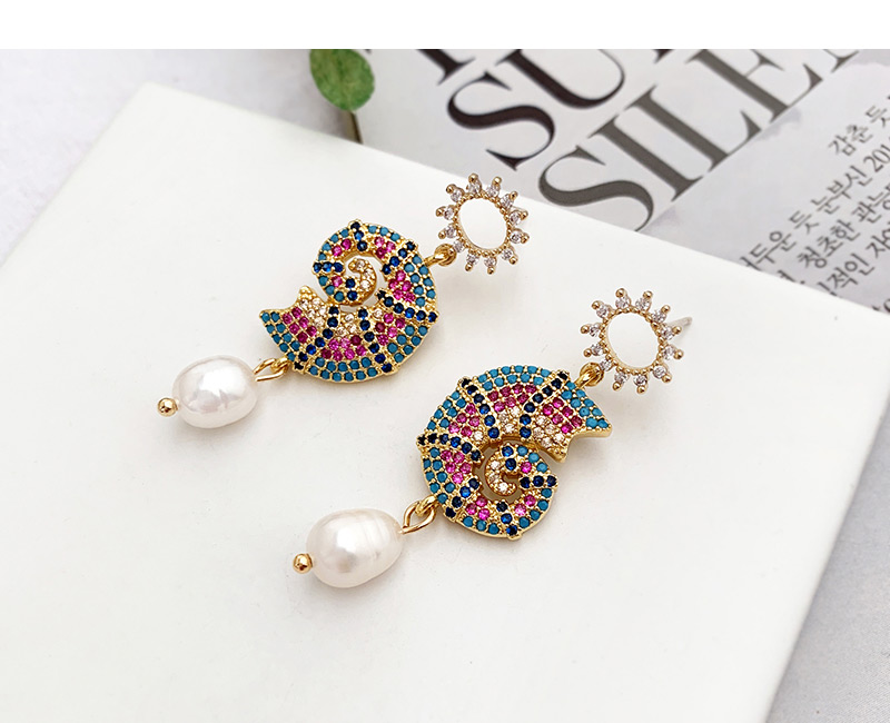 Fashion Gold Copper Inlaid Zircon Natural Pearl Conch Earrings,Earrings