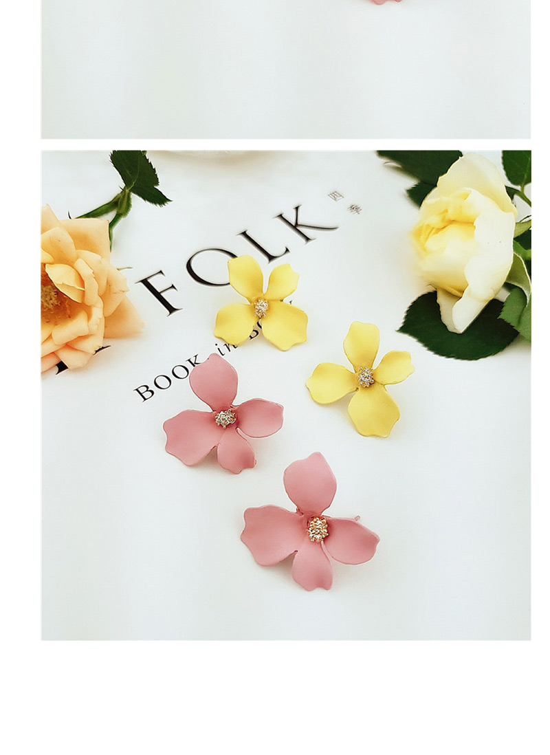 Fashion Gold Flower Earrings,Stud Earrings