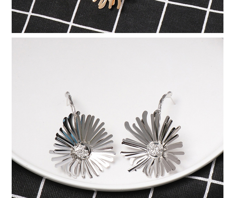Fashion Silver Alloy Big Chrysanthemum Earring,Drop Earrings