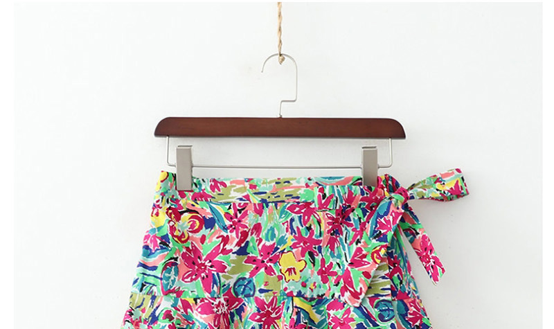 Fashion Color Flower Print A Word With A Short Skirt,Shorts