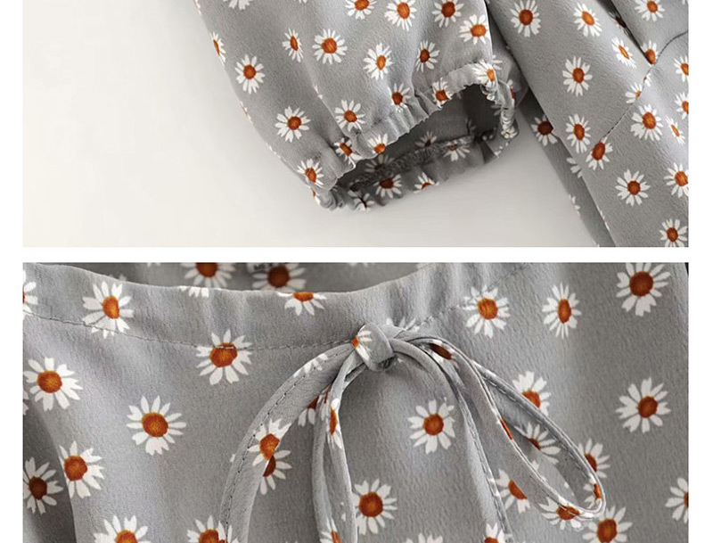 Fashion Gray Daisy Printed Lace-up Short-sleeved Shirt,Blouses