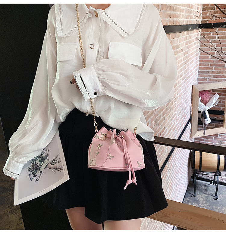 Fashion Pink Lace Embroidered Drawstring Shoulder Messenger Bag,Shoulder bags