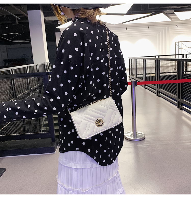 Fashion Black Embroidery Chain Chain Messenger Bag,Shoulder bags