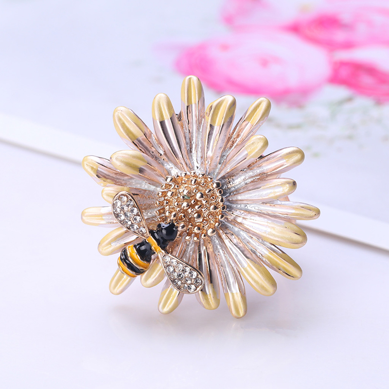 Fashion Yellow Alloy Flower Bee Brooch,Korean Brooches