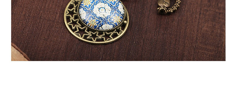 Fashion Bronze Alloy Hollow Five-pointed Star Symbol Doll Flower Glass Keychain,Fashion Keychain