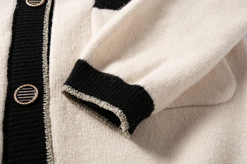 Fashion Beige Contrast Knit Sweater,Sweater