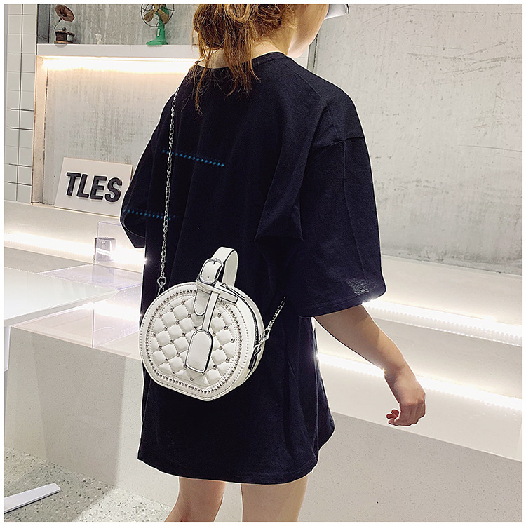 Fashion Black Rhombic Rivet Portable Slung Shoulder Bag,Handbags