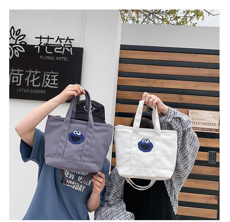 Fashion Gray Cartoon Embroidered Sequin Canvas Shoulder Diagonal Package,Messenger bags