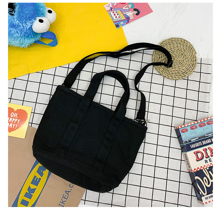 Fashion Black Cartoon Embroidered Sequin Canvas Shoulder Diagonal Package,Messenger bags