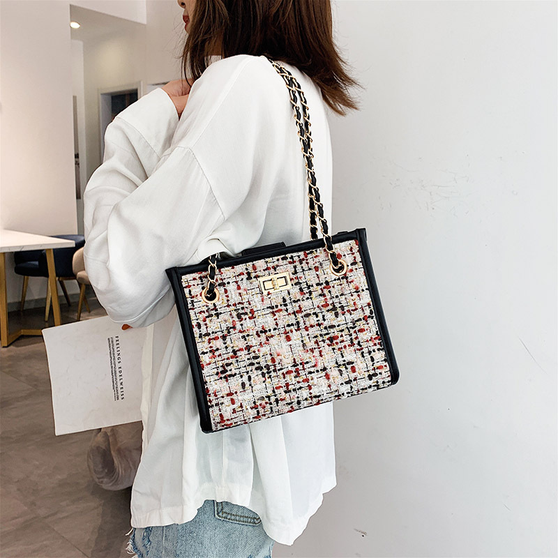 Fashion White Chain Woolen Shoulder Messenger Bag,Messenger bags