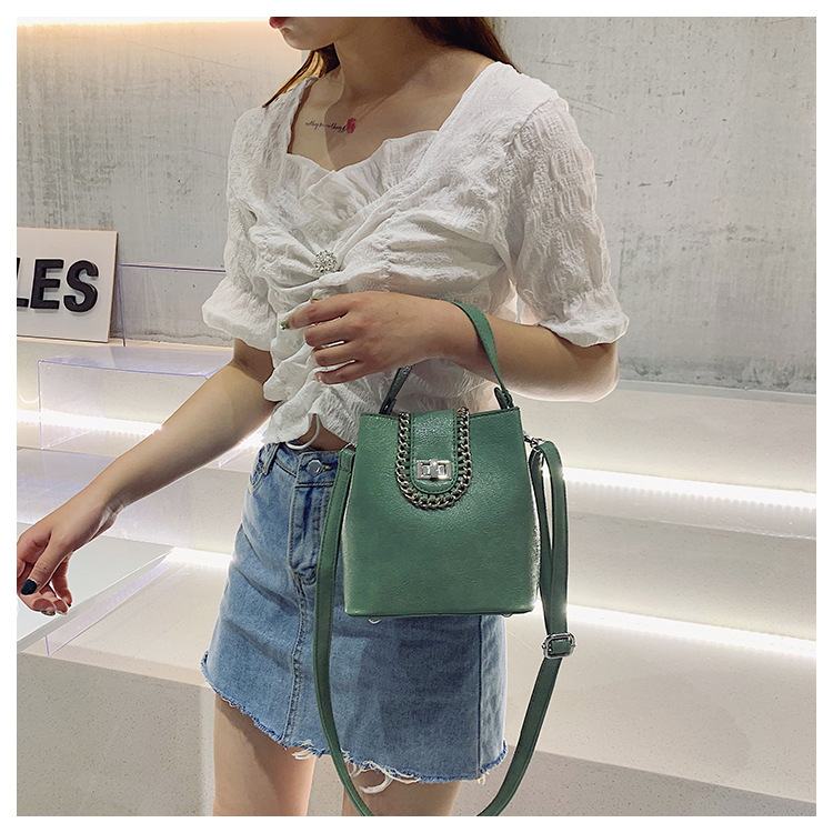 Fashion Green Chain Lock: Shoulder Bag: Shoulder Bag,Handbags