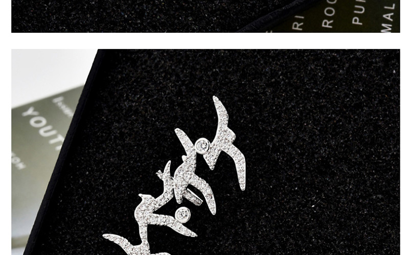 Fashion Silver  Silver Needle And Peace Pigeon Inlaid Zircon Earrings,Earrings