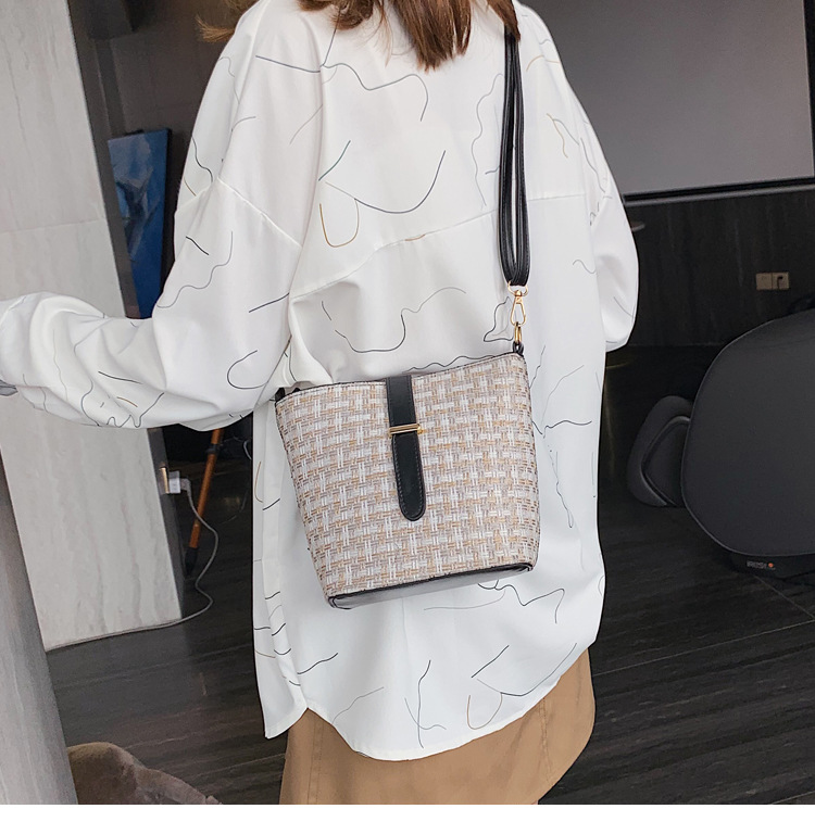 Fashion Black Straw Stitching Belt Buckle Shoulder Messenger Bag,Messenger bags