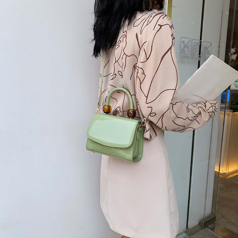 Fashion Pink Wooden Beads Bright Pu Hand Shoulder Shoulder Bag,Handbags