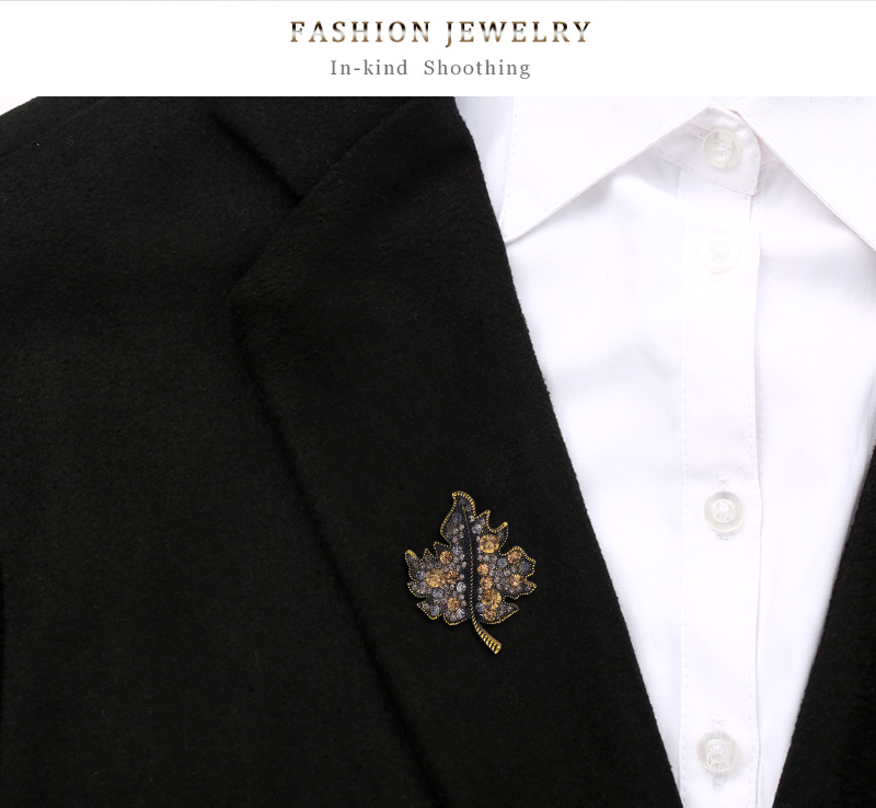 Fashion Gujin Alloy Maple Leaf Diamond Brooch,Korean Brooches
