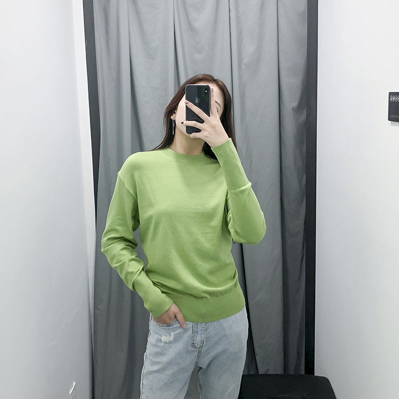Fashion Green Two Button Sweaters On The Back,Sweater