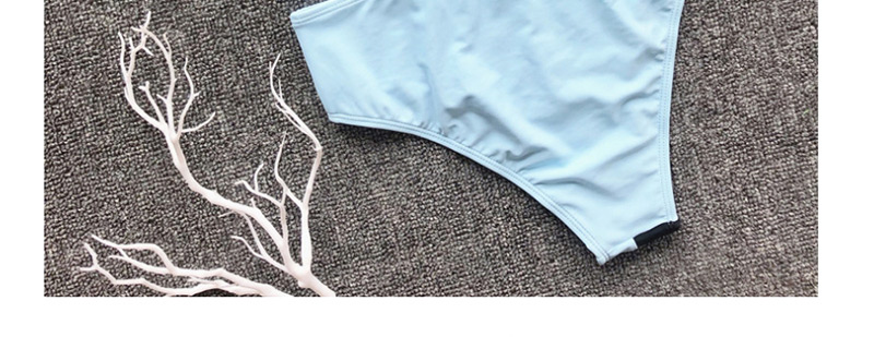 Fashion Blue Contrast Wrapped Chest Shoulder Bikini,Bikini Sets