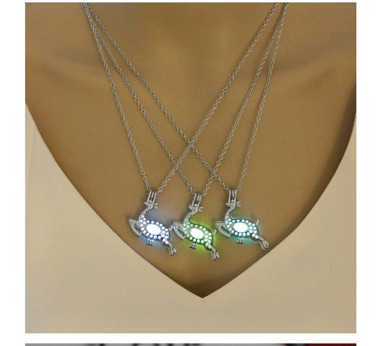 Fashion Blue Green Luminous Elk Necklace,Pendants