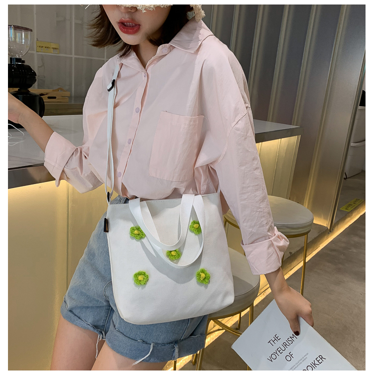 Fashion White Cute Flower Crossbody Bag,Shoulder bags
