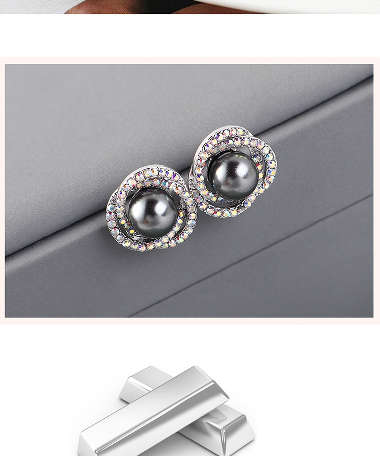 Fashion Gray Pearl Stud Earrings - Flower Cluster,Stud Earrings