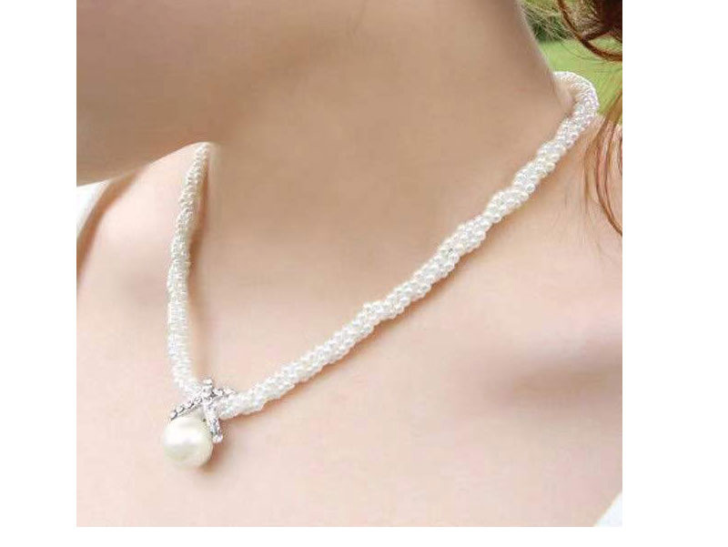 Fashion White Pearl Short Necklace,Pendants