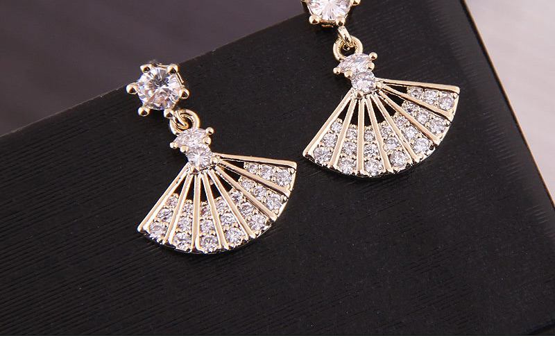 Fashion Silver Copper Micro-inlaid Zirconium Fan-shaped Earrings,Stud Earrings