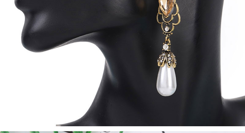 Fashion White Water Droplet Earring,Stud Earrings