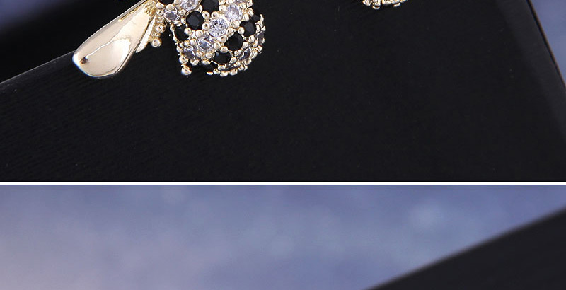 Fashion Golden Bee Stud Earrings With Diamonds,Earrings