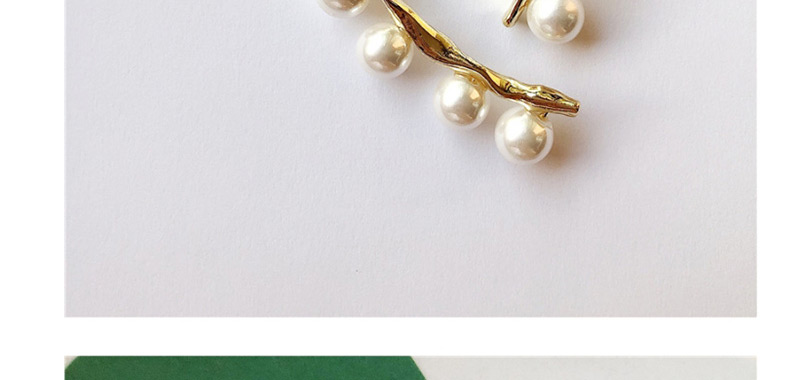 Fashion Gold  Silver Needle Metal Geometric Curved Pearl Asymmetric Earrings,Stud Earrings
