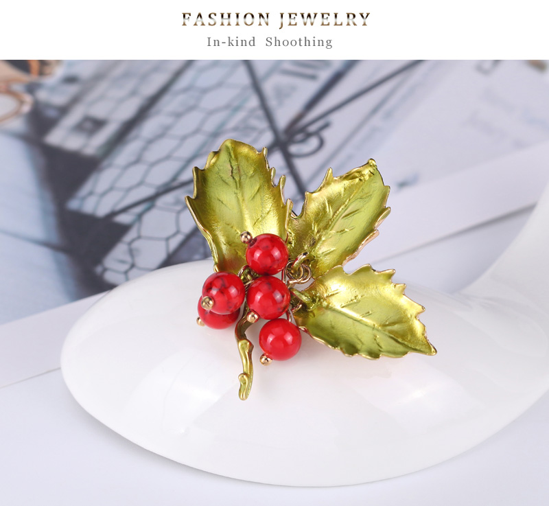 Fashion Yellow-green Alloy Dripping Maple Leaf Pebbles,Korean Brooches