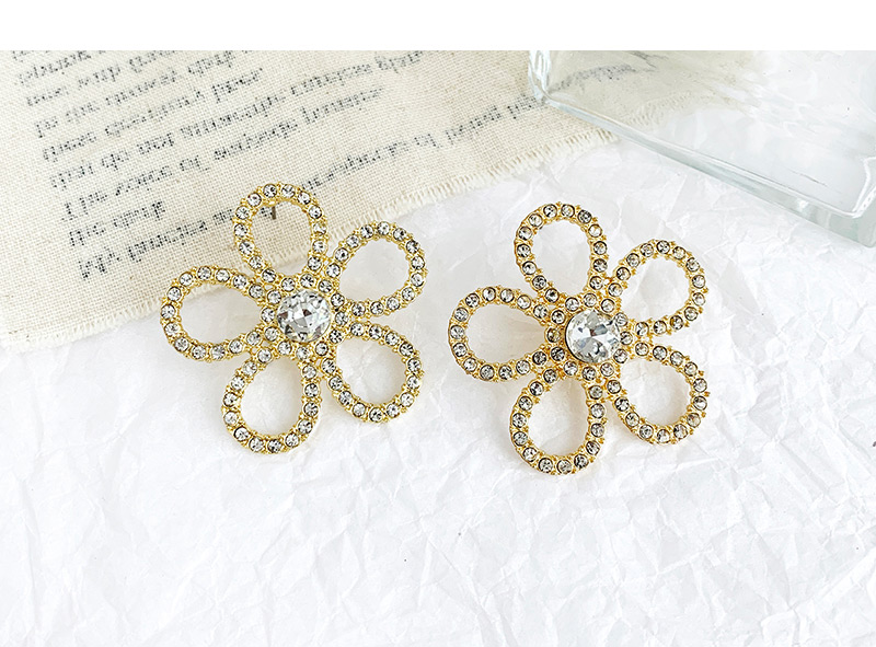 Fashion Gold Alloy Diamond Flower Earrings,Stud Earrings