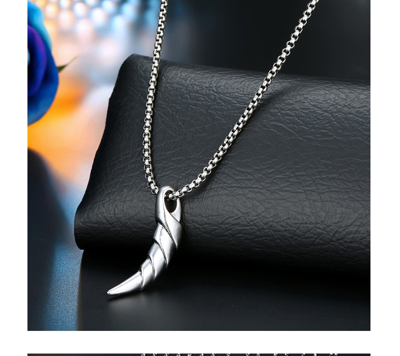 Fashion Kicking Boy Silver Motorcycle Horn Necklace,Pendants