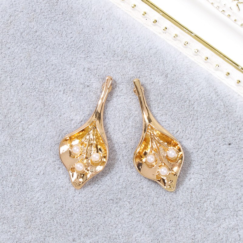 Fashion Gold Alloy Pearl Leaf Earrings,Drop Earrings